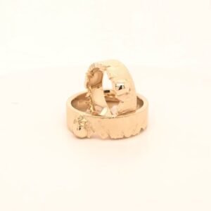 Išskirtiniai vestuviniai žiedai su kaukolėmis